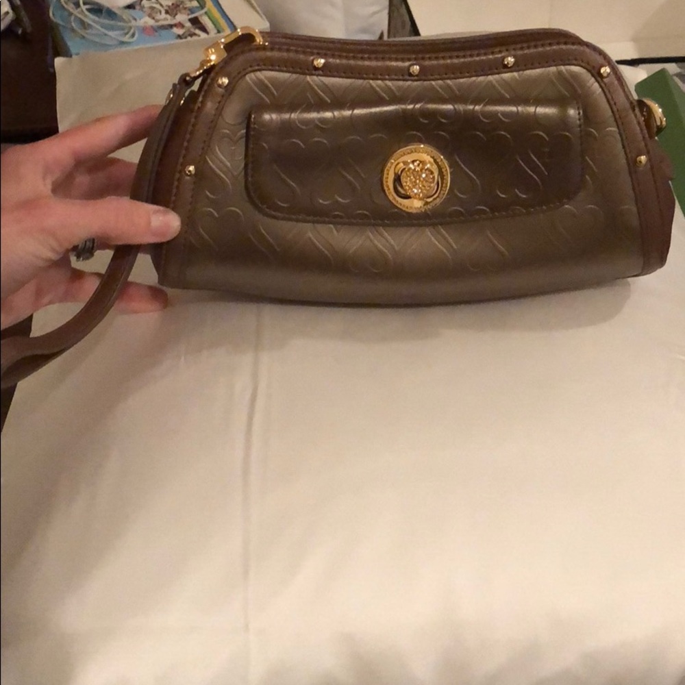Lovcat clutch